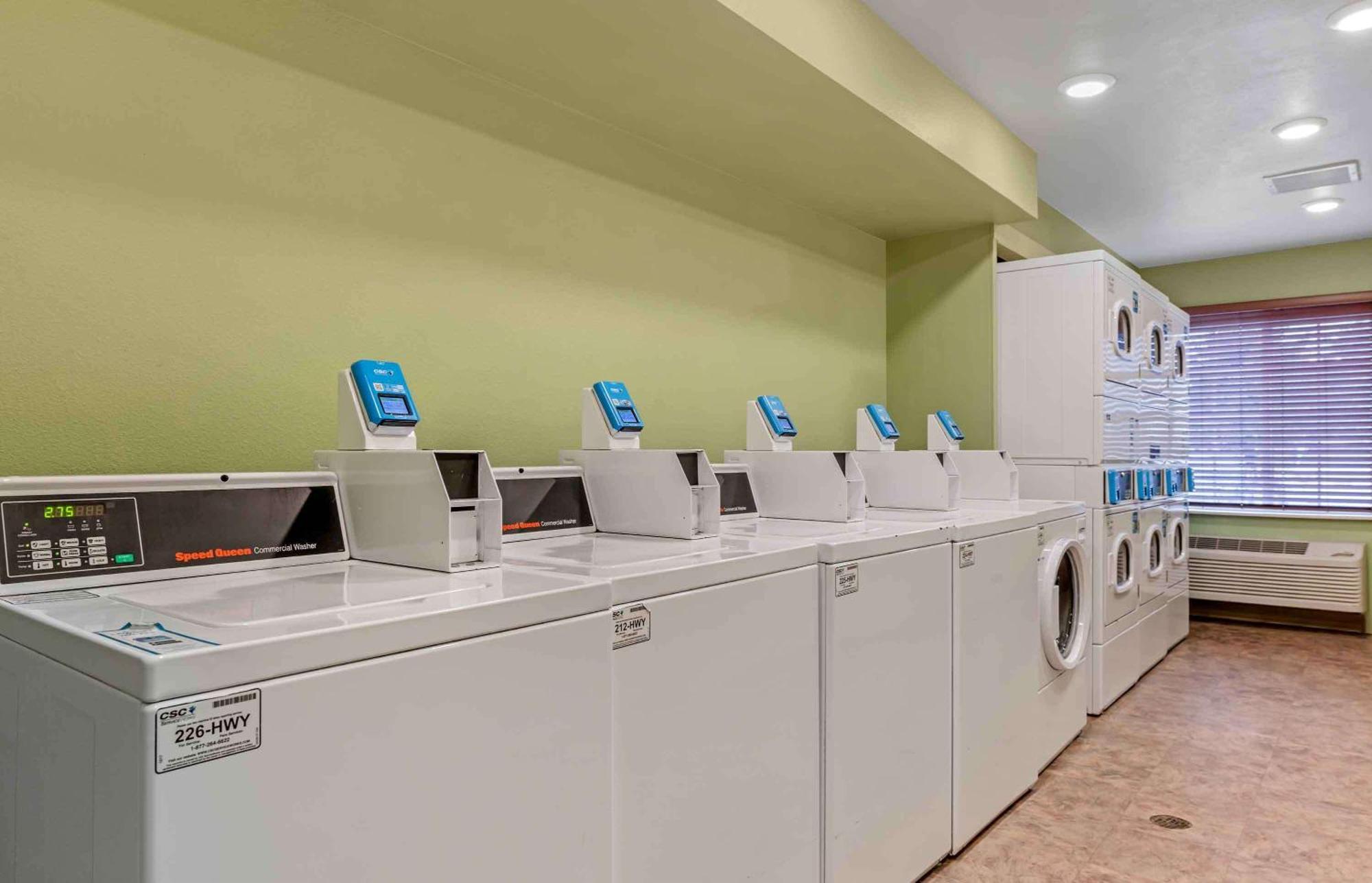 Extended Stay America Select Suites - Indianapolis - Грийнууд Екстериор снимка