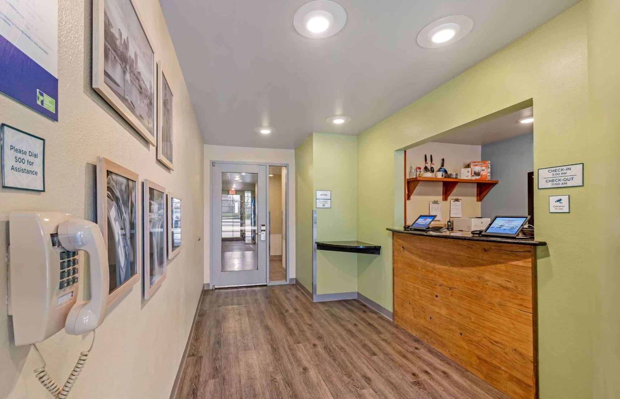 Extended Stay America Select Suites - Indianapolis - Грийнууд Екстериор снимка
