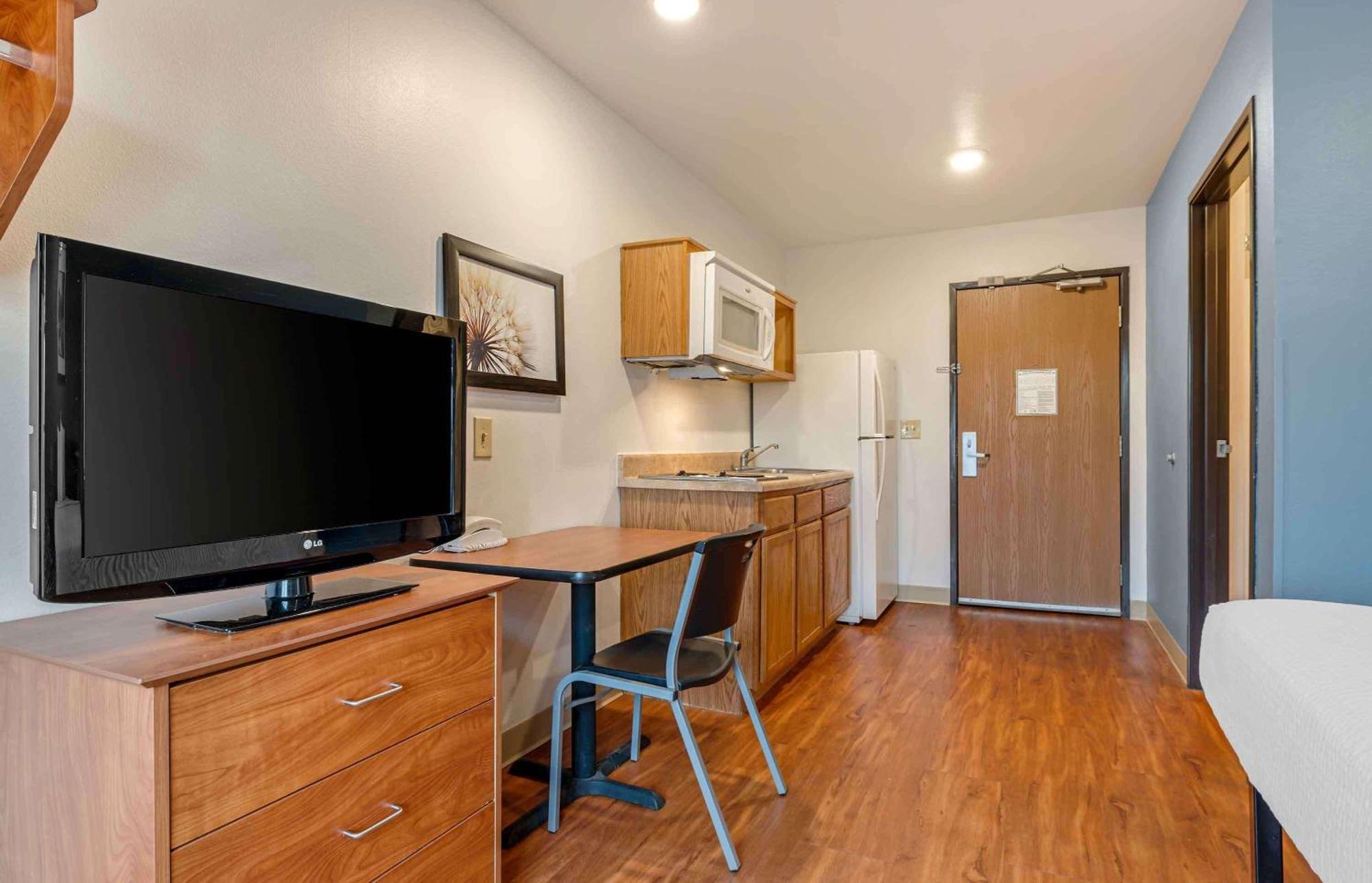 Extended Stay America Select Suites - Indianapolis - Грийнууд Екстериор снимка